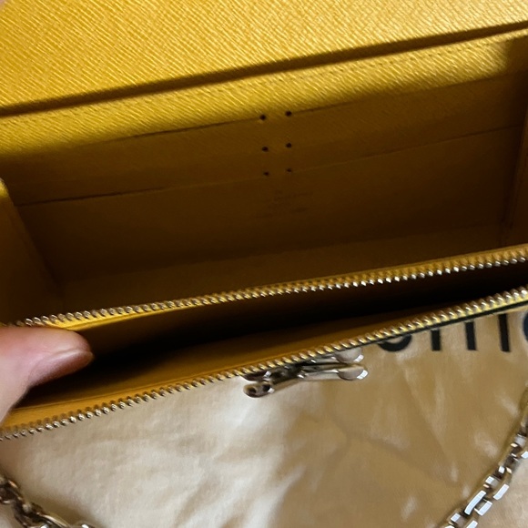 LV twist yellow epi “Early Bird” wallet. EUC. - Picture 4 of 9